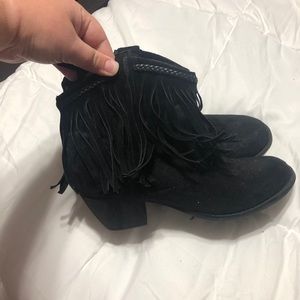 Black fringe booties